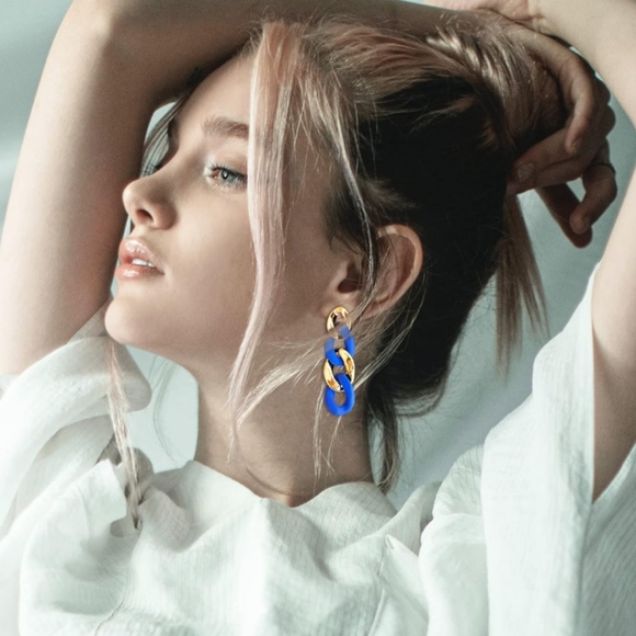 NEW BLUE CHAIN LINK EARRINGS - Picture 1 of 5